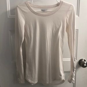 AE cream long sleeve shirt